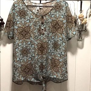 Sami & Jo woman’s size XL Blouse